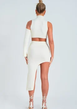 Knitwear|Co-Ords*Missy Empire Amber Cream One Sleeve Knitted Crop Top