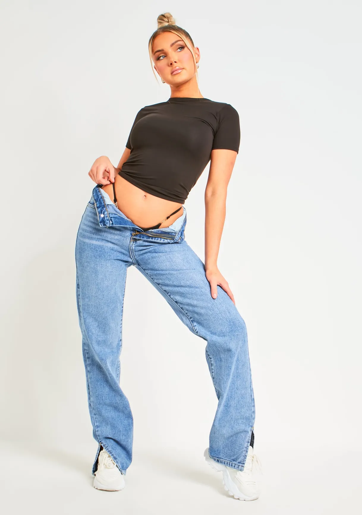 Airport Vibin'|Tops*Missy Empire Amira Premium Sculpt Tee Black