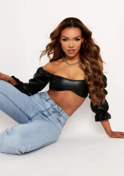 Tops*Missy Empire Ariel Black PU Ruched Sleeve Crop Top