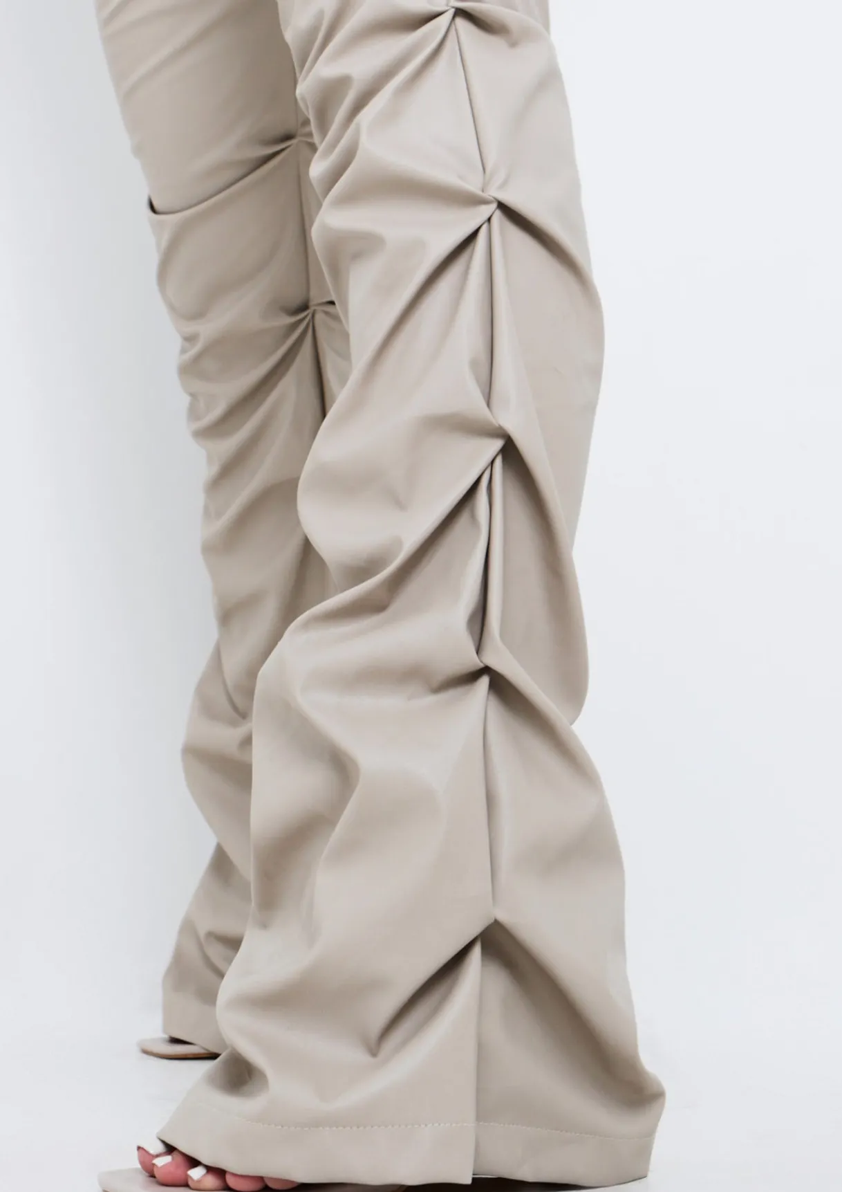 Trousers*Missy Empire Darelle High Waisted Ruched PU Trousers Beige