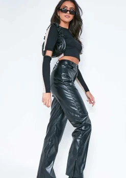 Tops*Missy Empire Kaya Black Cut Out Contrast Rib Top