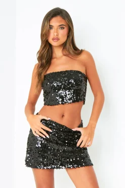 The Party Edit|Tops*Missy Empire Kylie Black Disc Sequin Crop Top