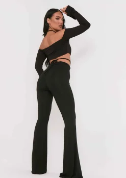 Tops*Missy Empire Maura Bardot Halterneck Strap Split Sleeve Crop Top Black