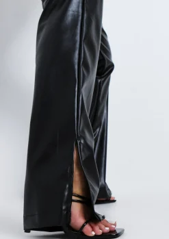 Trousers*Missy Empire Perrie Faux Leather Straight Leg Split Detail Trousers Black